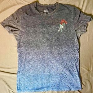 HOLLISTER CALIFORNIA T-SHIRT